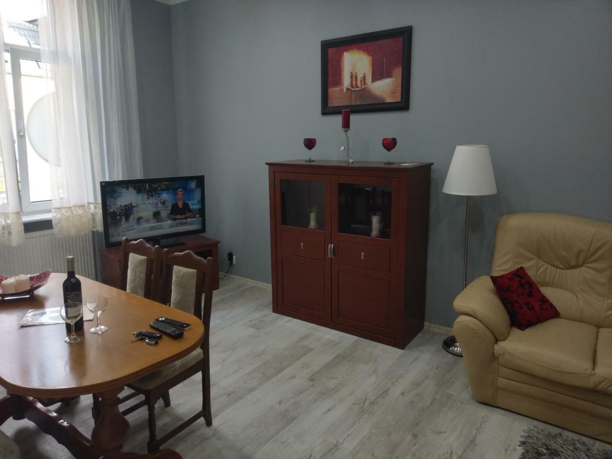 Apartament U Doris Apartment Slupsk Bagian luar foto